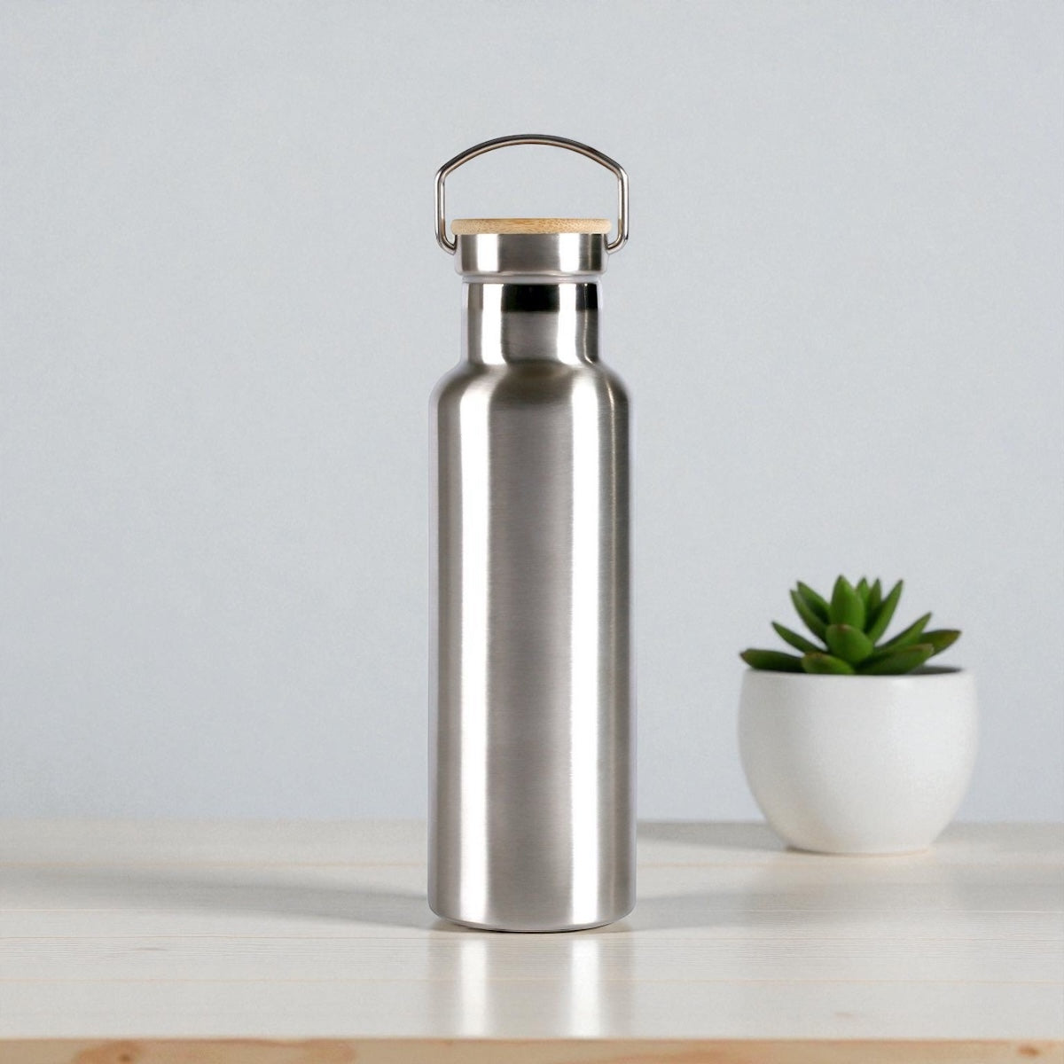 Insulated Stainless Steel Water Bottle 500 ml | Bamboo Lid and Handle| BPA-Free & Rust-Proof